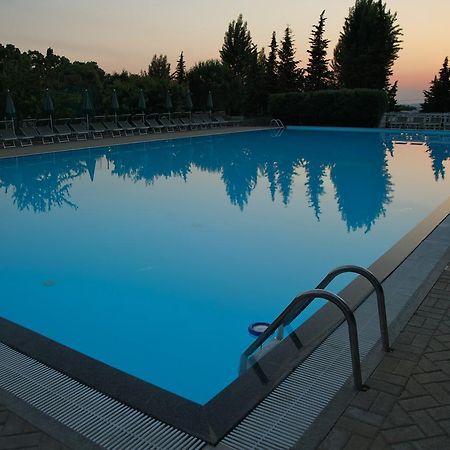 Villaggio Turistico Camping Il Fontino Scarlino Exterior photo