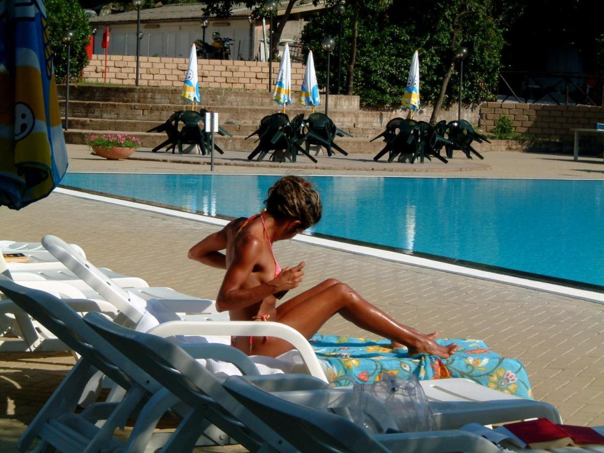 Villaggio Turistico Camping Il Fontino Scarlino Exterior photo