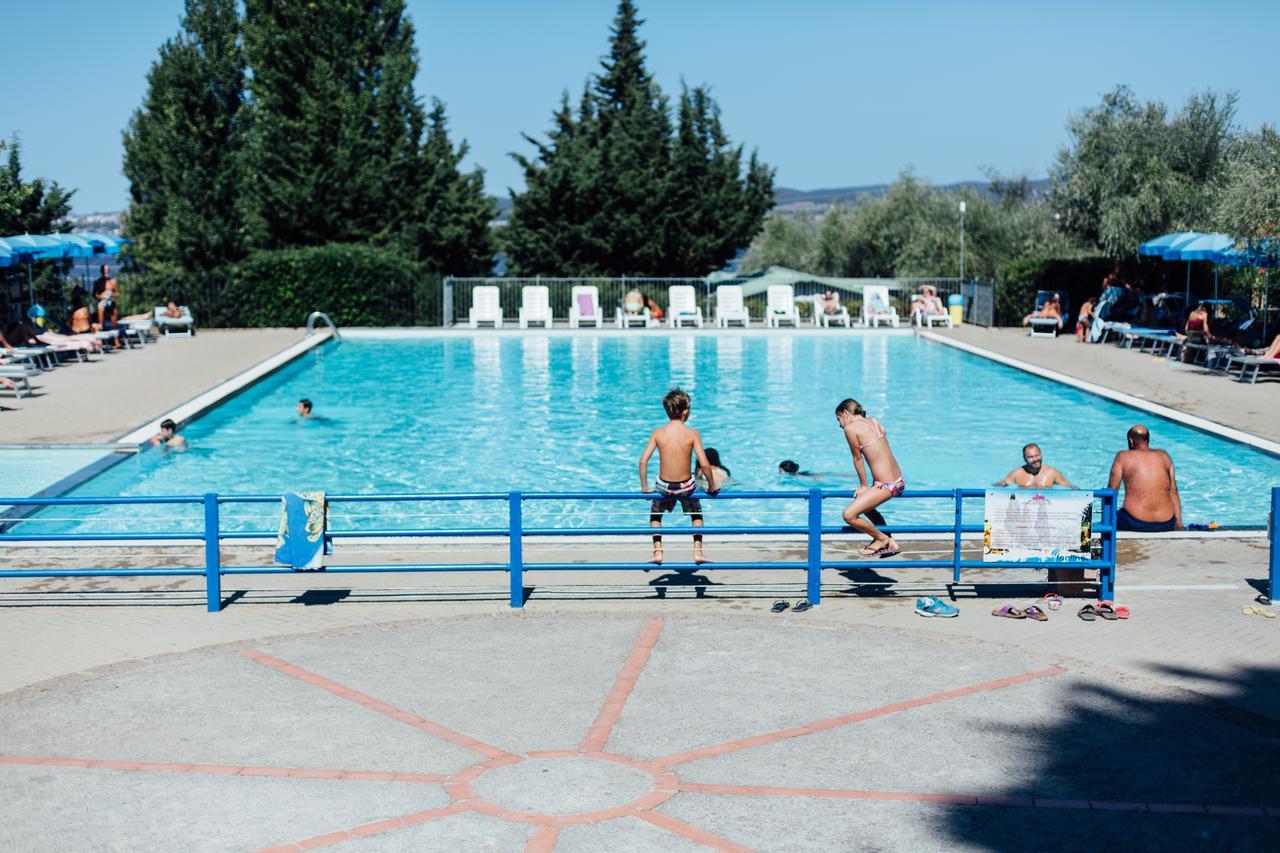 Villaggio Turistico Camping Il Fontino Scarlino Exterior photo